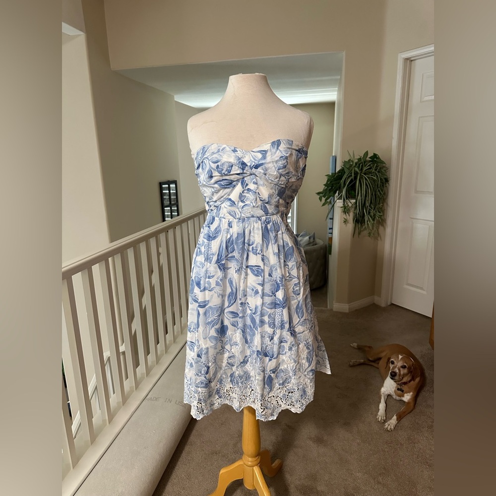 White House Black Market Blue Floral Strapless Dress